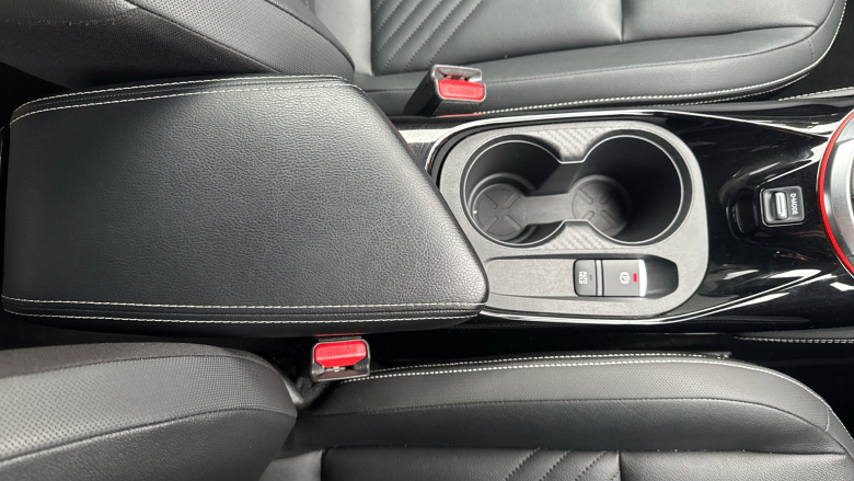 Nissan Juke 1.0 DiG-T Tekna 5dr Petrol Hatchback